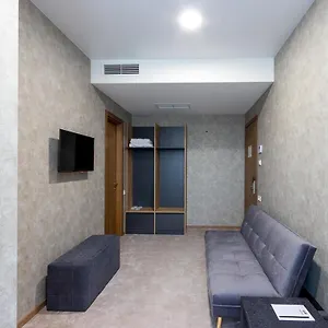 4* Hotel Brooch Boutique